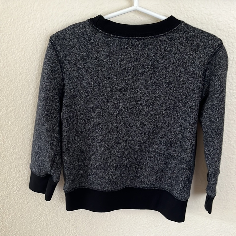 GAP Sweatshirt - Picture 3 of 3